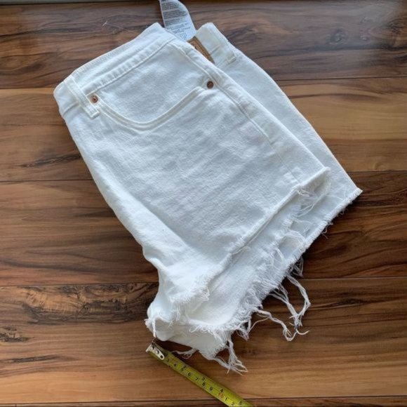 Levi’s - Picture 6 of 7